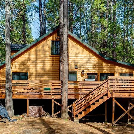 2N Big Pine Lodge Wawona Exterior photo